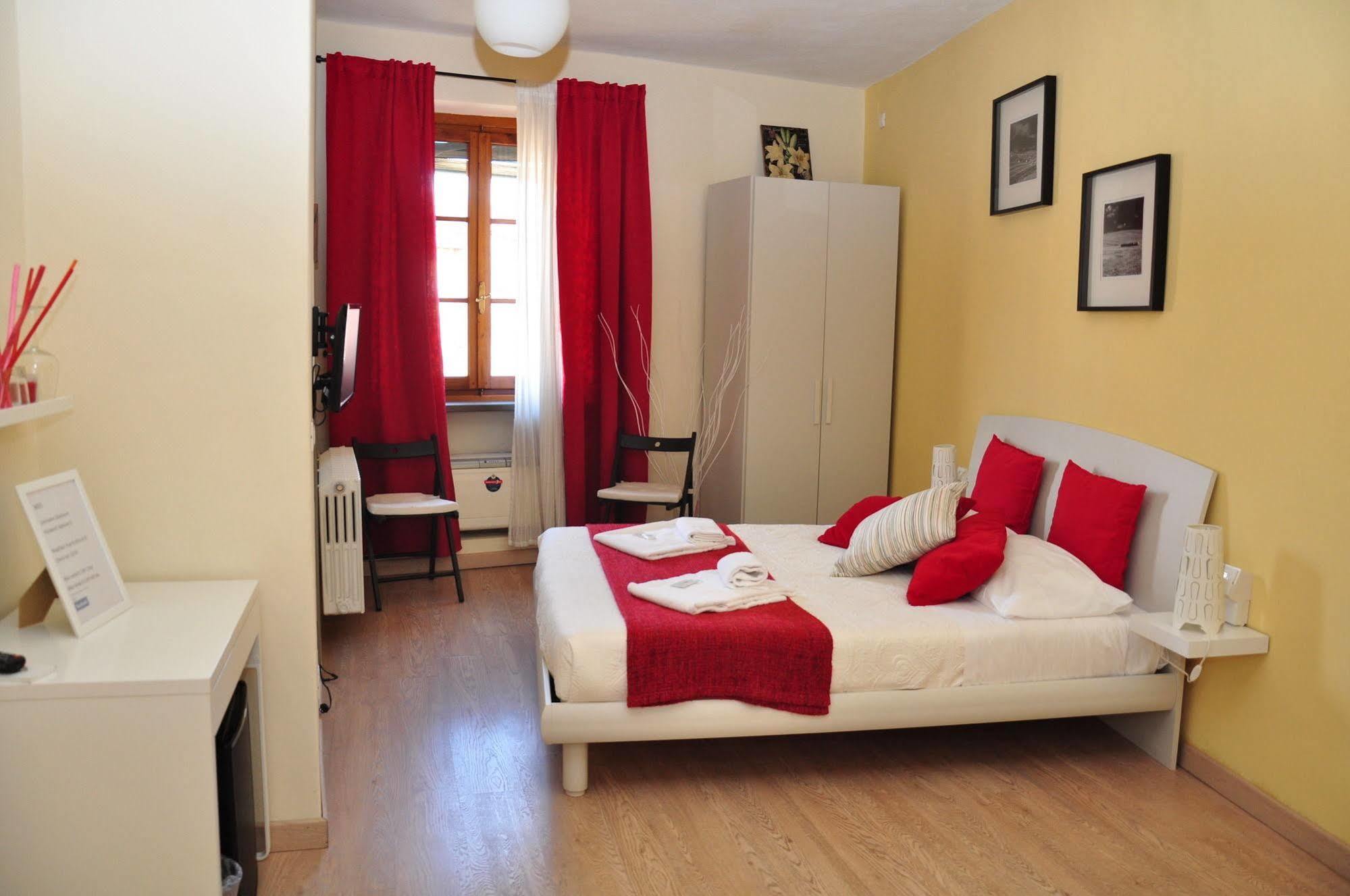 At Home Bed And Breakfast Lucca Exterior foto